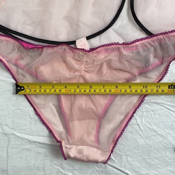 Victoria’s Secret light pink and black babydoll 36C snd satin panty L - Picture 12 of 16